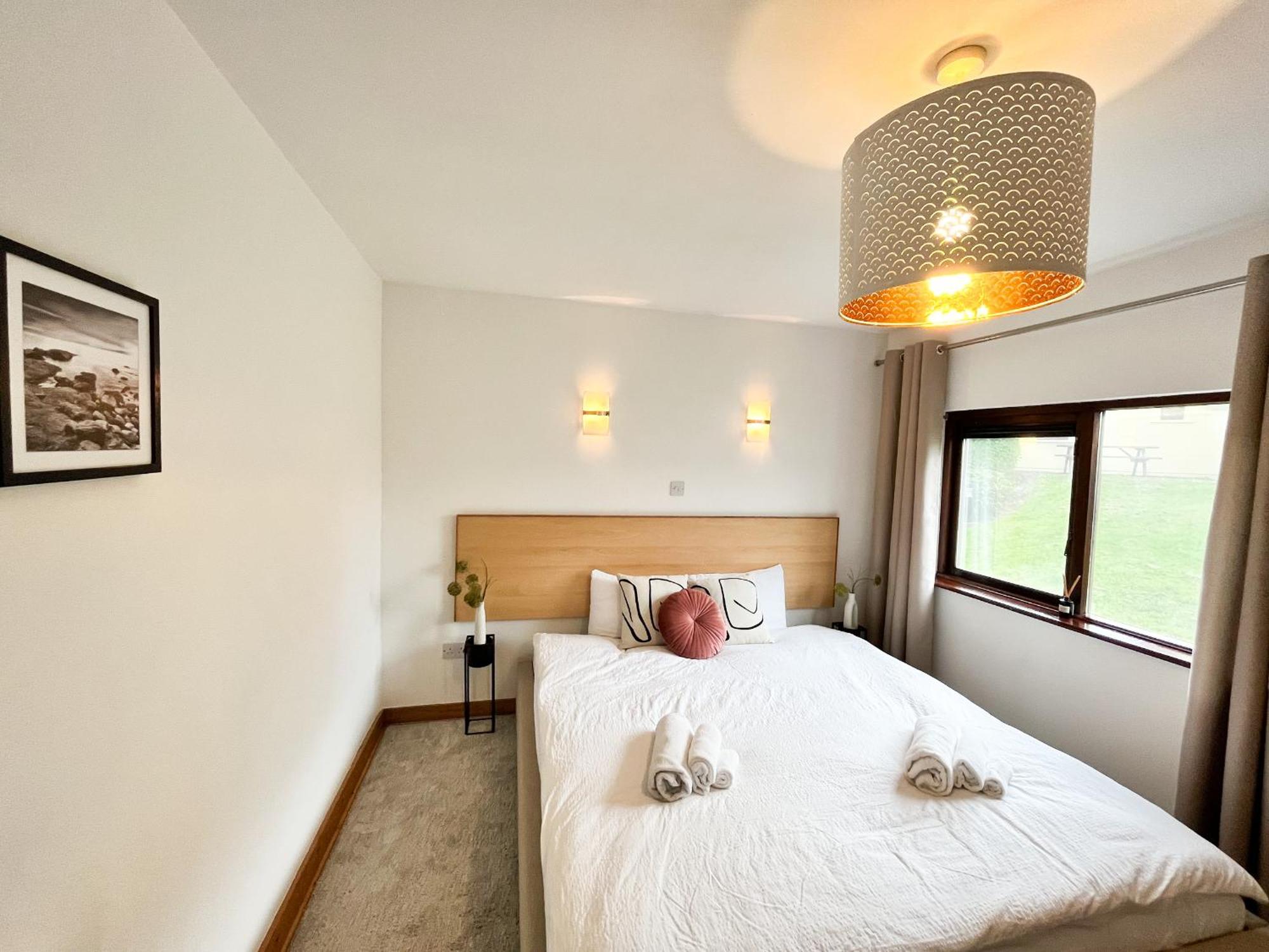 Happy Sandy Feet: Cozy Seaside Retreat in Youghal Exterior photo